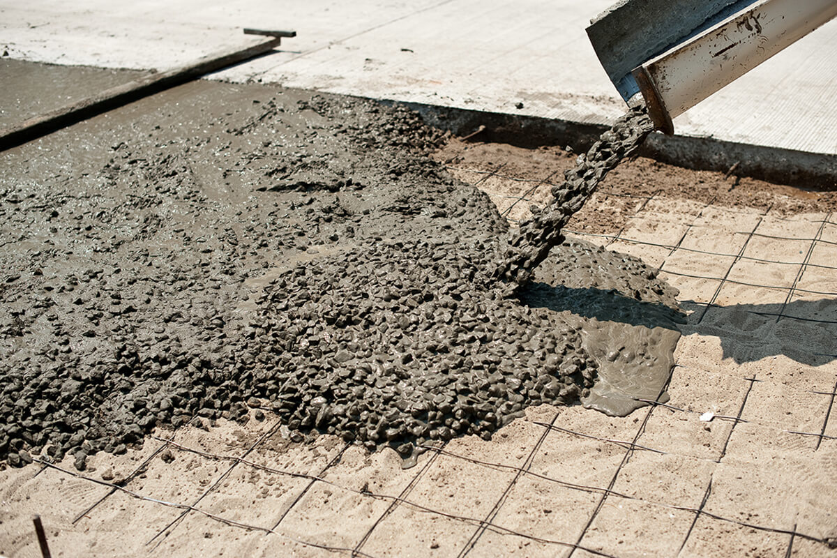 Когда лучше всего заливать бетон? 